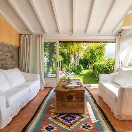 Via Besana By Onefinestay ヴィラ モルトラージオ