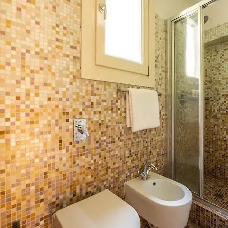 Via Besana By Onefinestay Villa Moltrasio